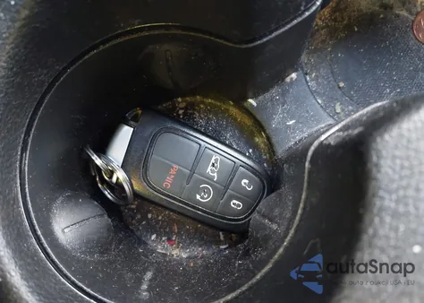 2019 Jeep Cherokee Limited 4X4 from USA, damaged, VIN 1C4PJMDX1KD375336